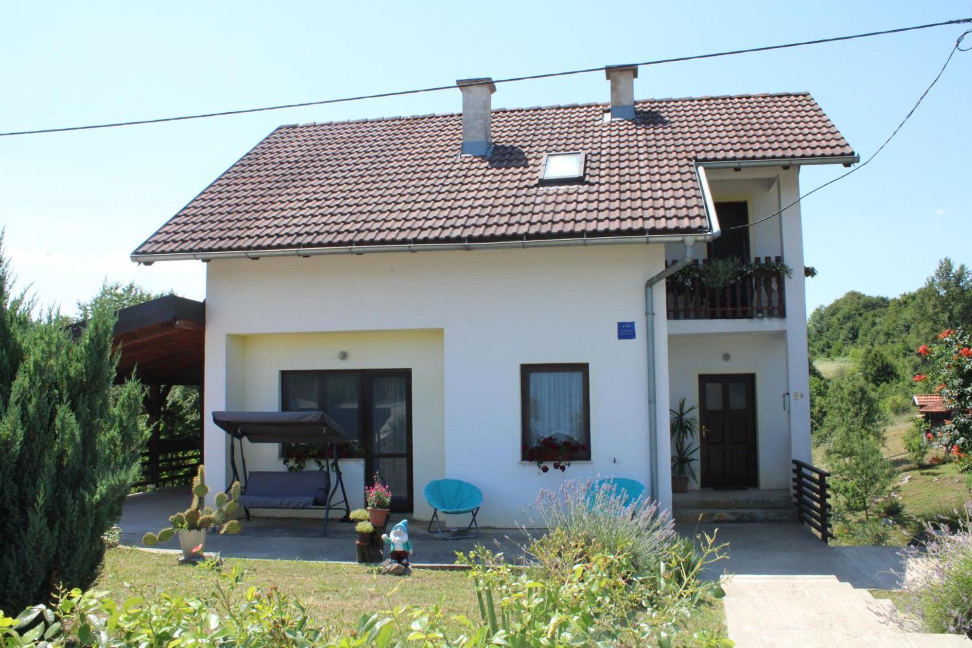 Studio Apartment Ivona & Tin Slunj Exterior photo